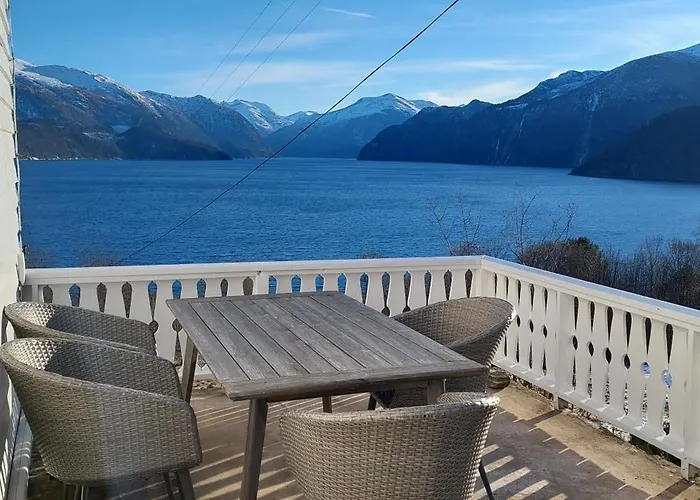 Norwegian Fjords Time Out *