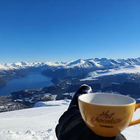Norwegian Fjords Time Out شقة ستراندا
